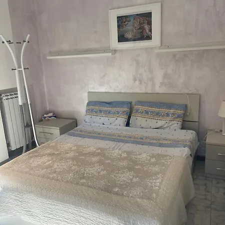 In Riva Al Mare לידו אדריאנו